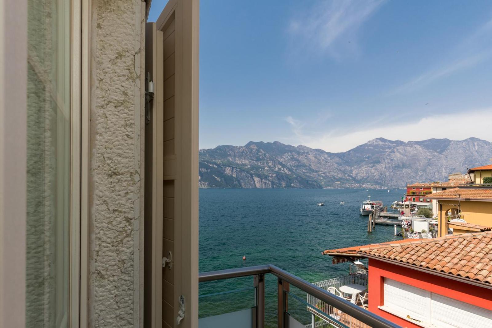Hotel Vega Μαλτσεζίνε Εξωτερικό φωτογραφία