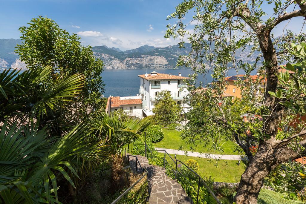 Hotel Vega Μαλτσεζίνε Εξωτερικό φωτογραφία
