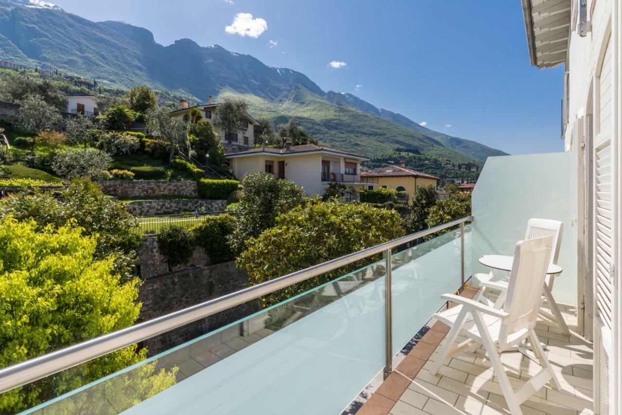 Hotel Vega Μαλτσεζίνε Εξωτερικό φωτογραφία